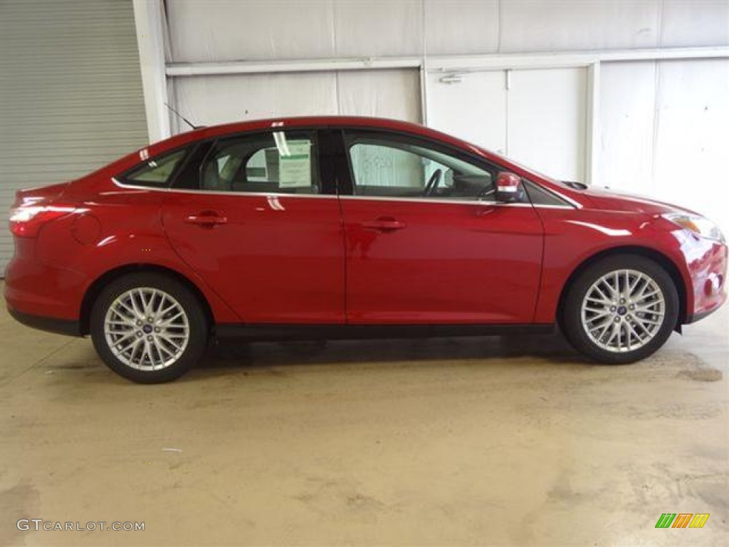 2012 Focus SEL Sedan - Red Candy Metallic / Stone photo #5