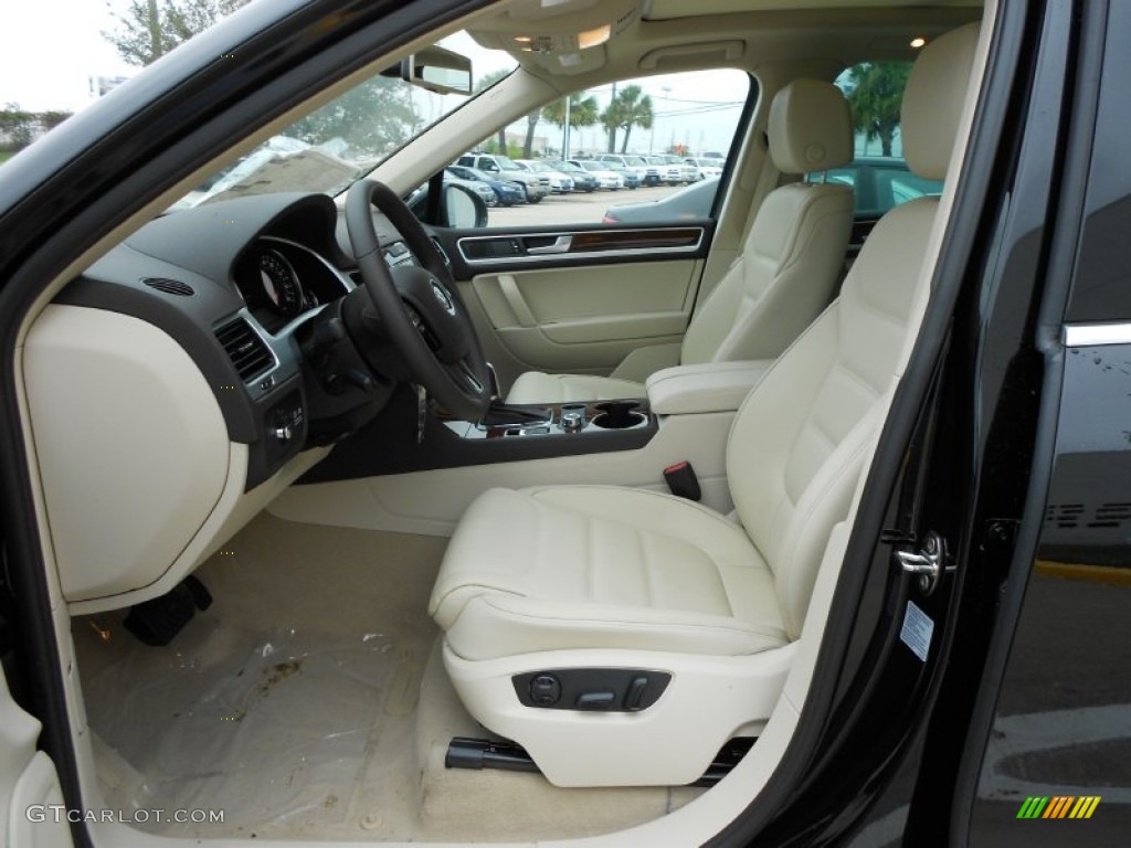 Cornsilk Beige Interior 2012 Volkswagen Touareg TDI Lux 4XMotion Photo #57505138