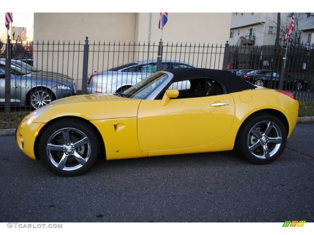 Mean Yellow 2007 Pontiac Solstice Roadster Exterior Photo #57505384
