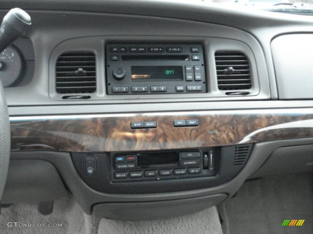 2006 Grand Marquis LS - Dark Blue Pearl / Medium Light Stone photo #17