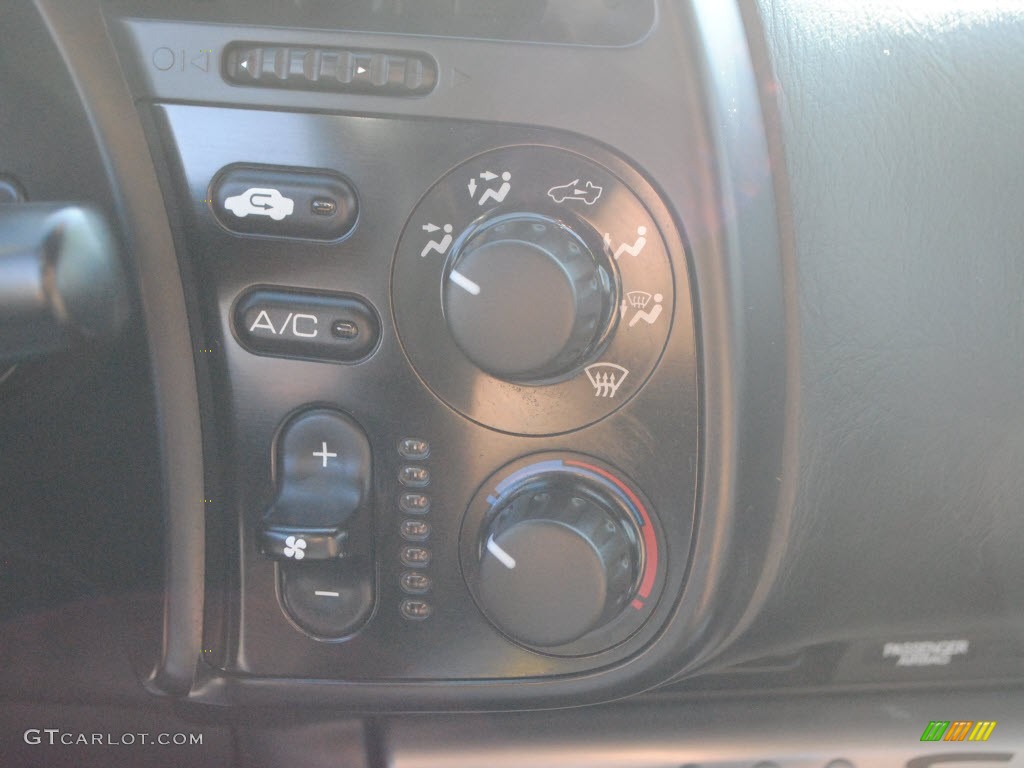2006 Honda S2000 Roadster Controls Photo #57506020