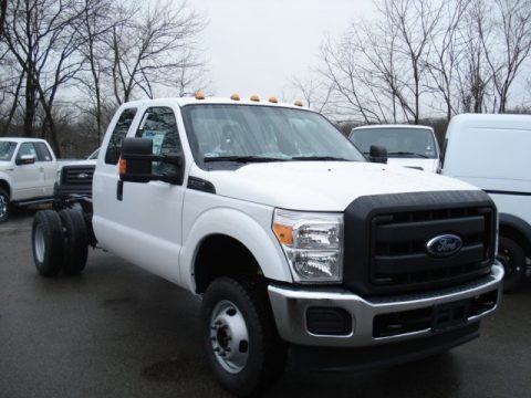 2012 Ford F350 Super Duty XL SuperCab 4x4 Dually Chassis Data, Info and Specs