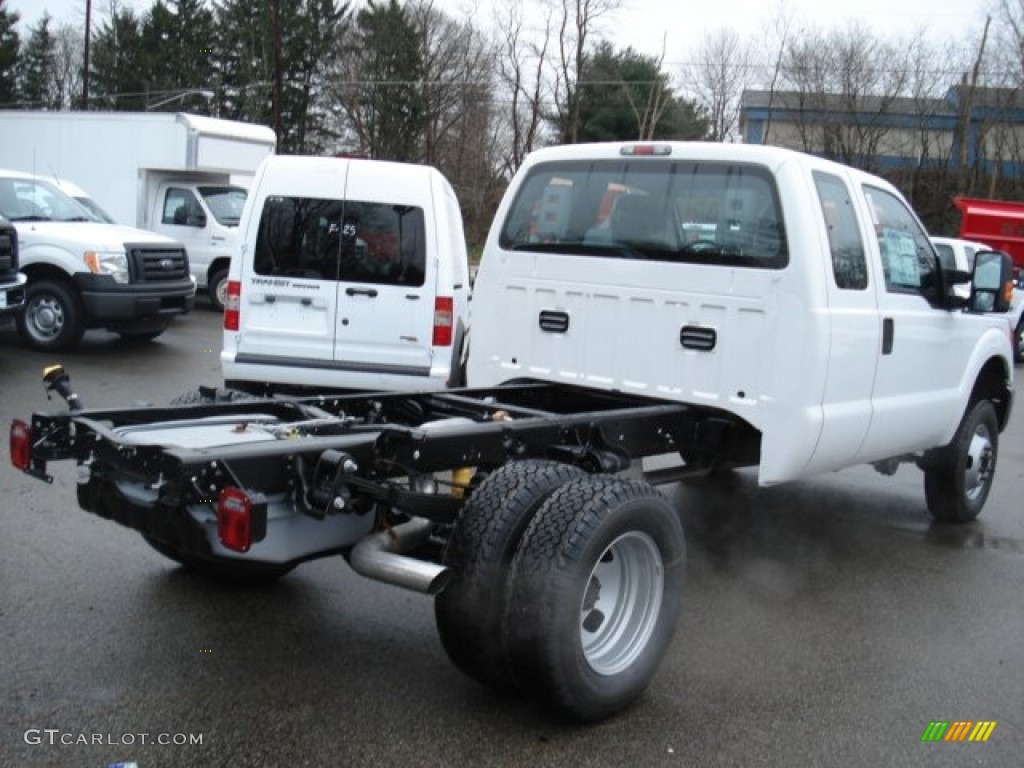 2012 F350 Super Duty XL SuperCab 4x4 Dually Chassis - Oxford White / Steel photo #8