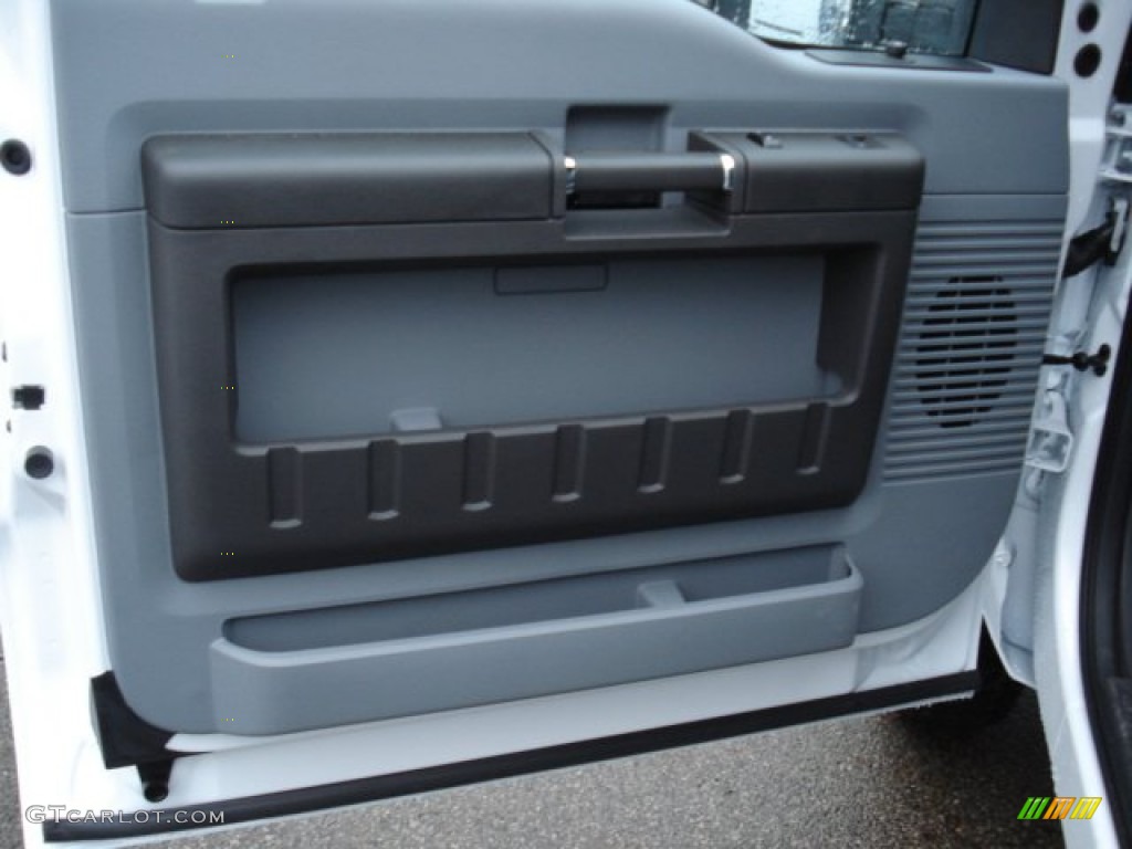 2012 F350 Super Duty XL SuperCab 4x4 Dually Chassis - Oxford White / Steel photo #12