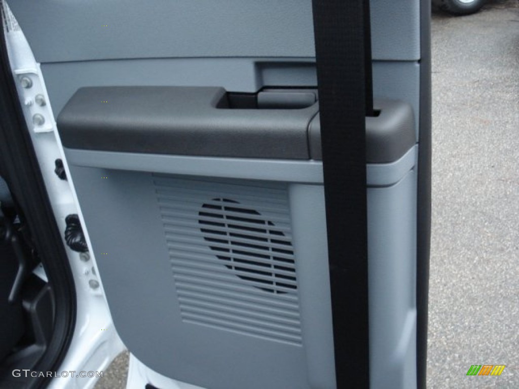 2012 F350 Super Duty XL SuperCab 4x4 Dually Chassis - Oxford White / Steel photo #14
