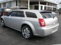 Bright Silver Metallic - Magnum SE Photo No. 7