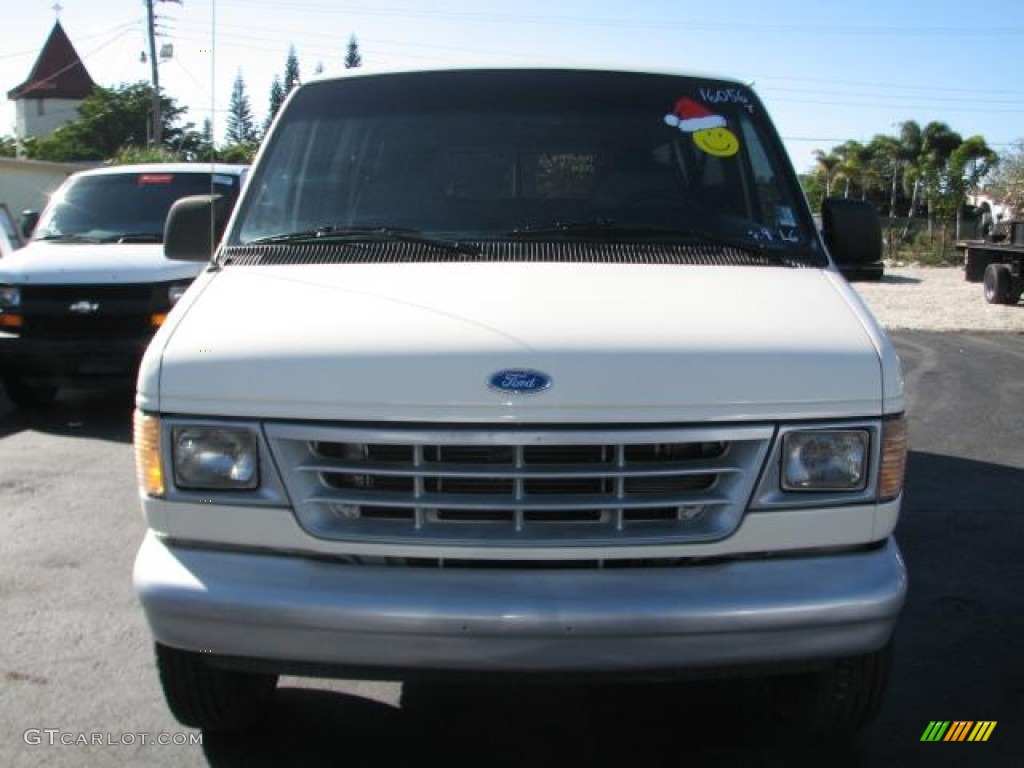 1993 E Series Van E350 Club Wagon 15 Passenger - White / Gray photo #3