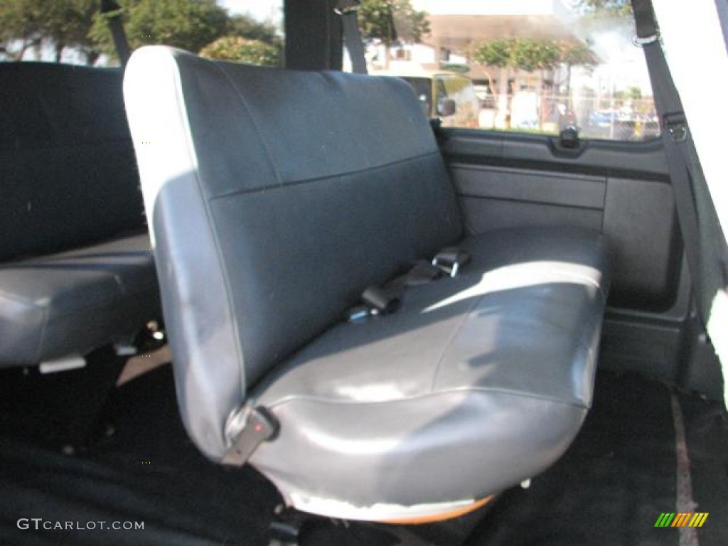 1993 E Series Van E350 Club Wagon 15 Passenger - White / Gray photo #14