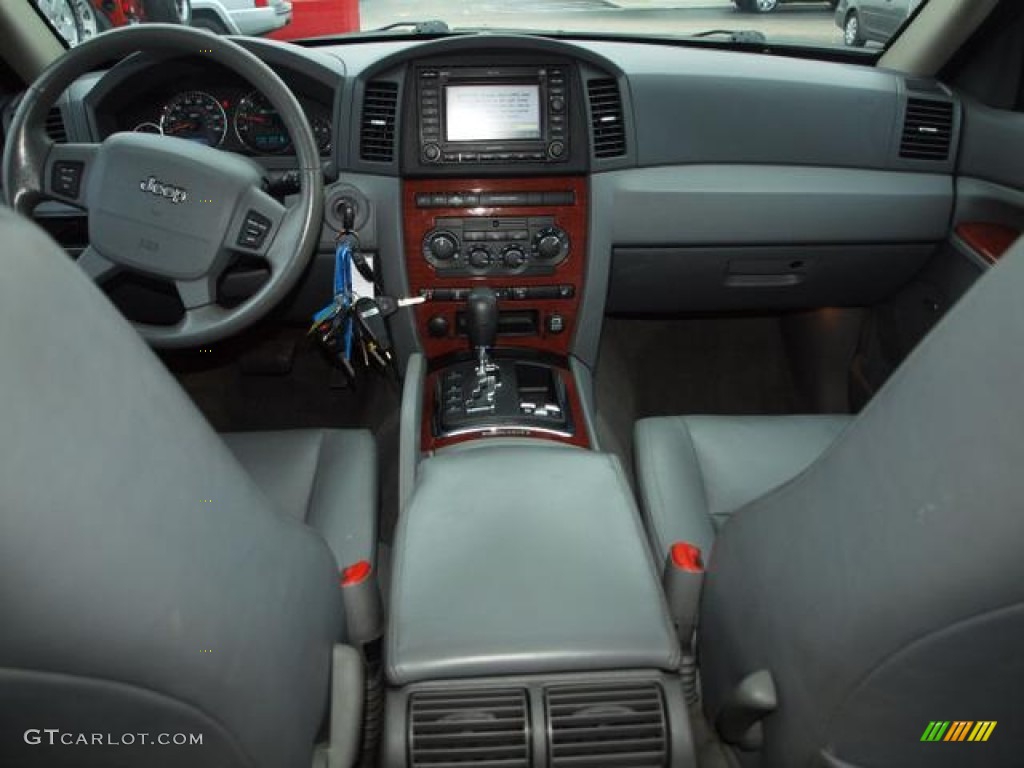 2007 Grand Cherokee Limited 4x4 - Bright Silver Metallic / Medium Slate Gray photo #10