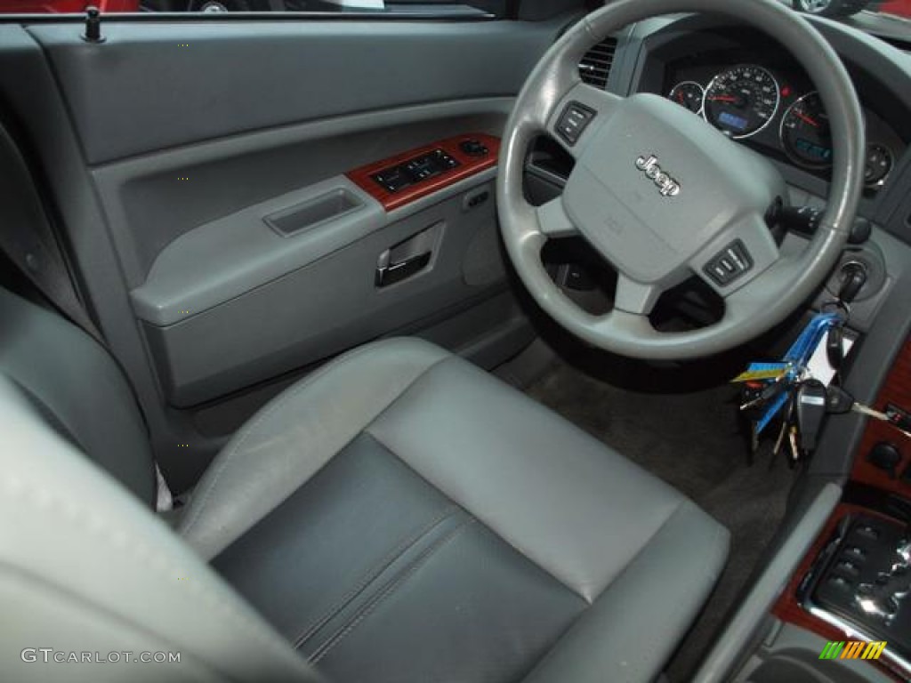 2007 Grand Cherokee Limited 4x4 - Bright Silver Metallic / Medium Slate Gray photo #11
