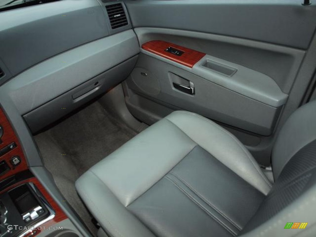 2007 Grand Cherokee Limited 4x4 - Bright Silver Metallic / Medium Slate Gray photo #13