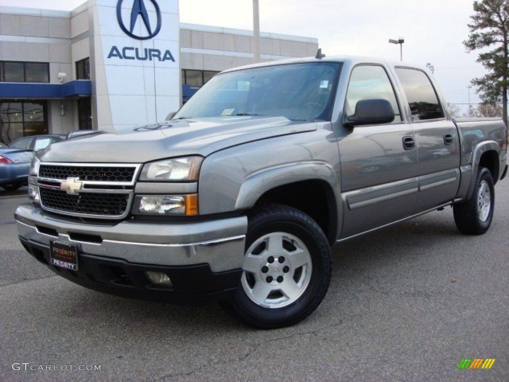 2006 Silverado 1500 Z71 Crew Cab 4x4 - Graystone Metallic / Medium Gray photo #2