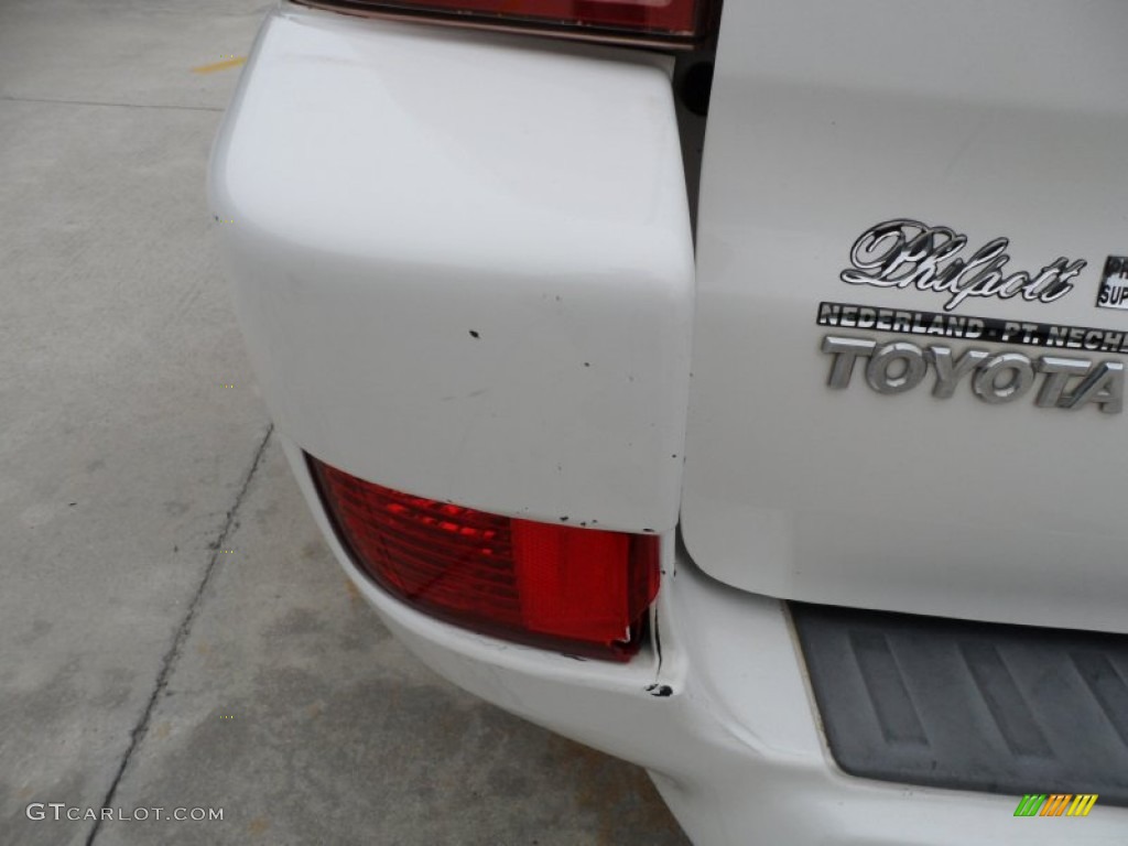 2004 4Runner SR5 - Galactic Gray Mica / Stone photo #19