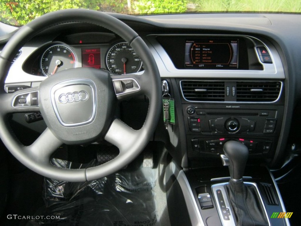 2012 A4 2.0T Sedan - Brilliant Black / Black photo #6