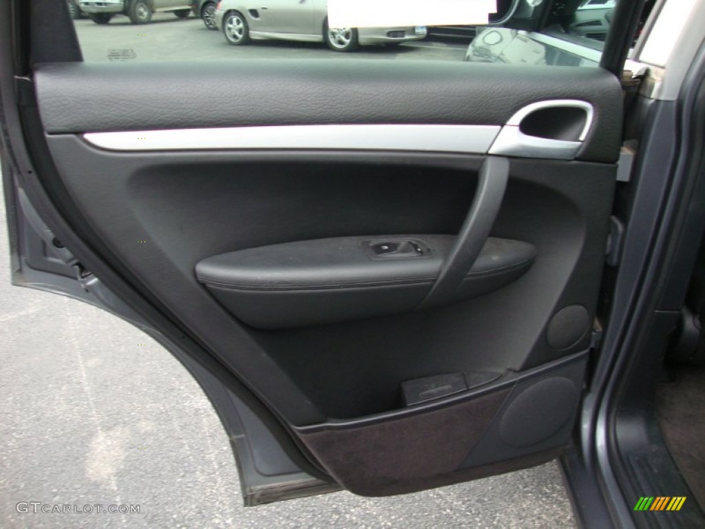 2004 Porsche Cayenne Tiptronic Door Panel Photos