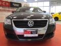 Deep Black - Passat Komfort Sedan Photo No. 2