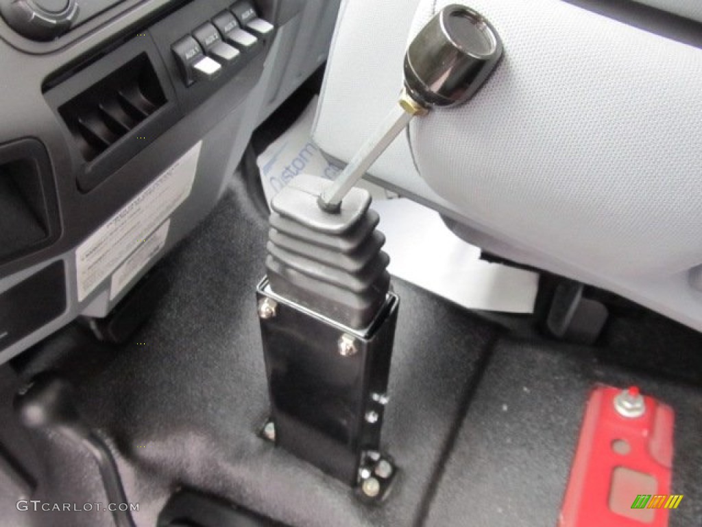 2011 Ford F550 Super Duty XL Regular Cab 4x4 Dump Truck Controls Photos