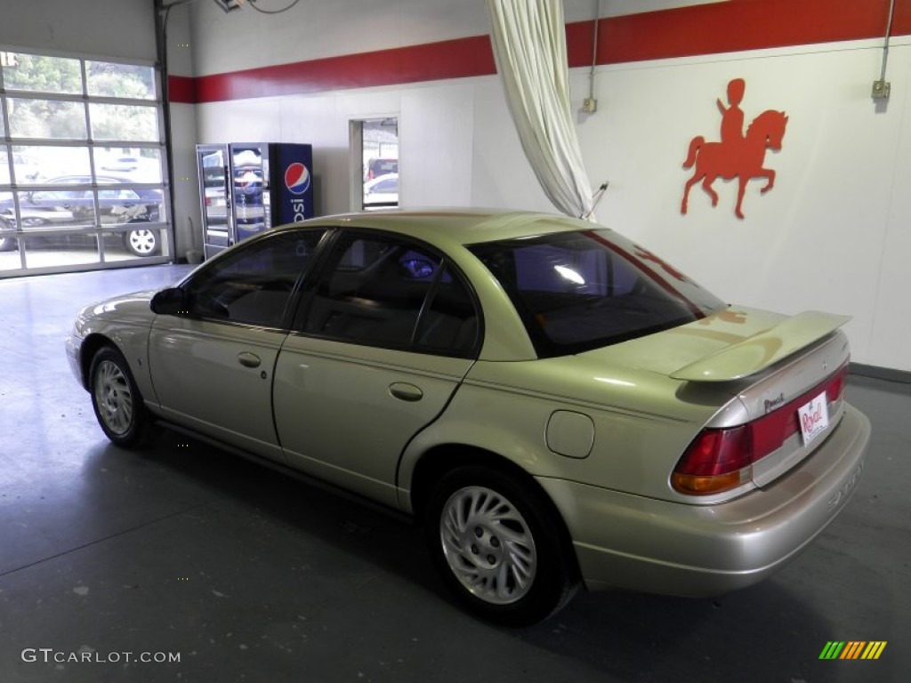 1998 S Series SL2 Sedan - Gold Metallic / Tan photo #2