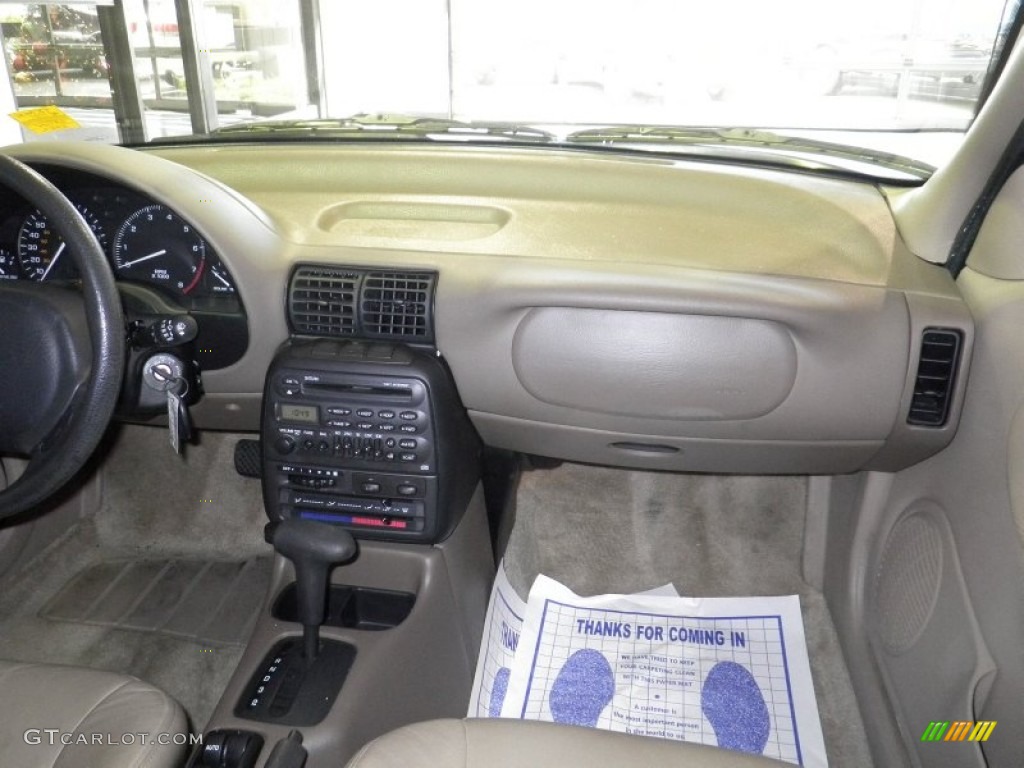 1998 S Series SL2 Sedan - Gold Metallic / Tan photo #9