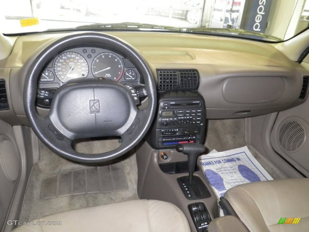1998 S Series SL2 Sedan - Gold Metallic / Tan photo #12