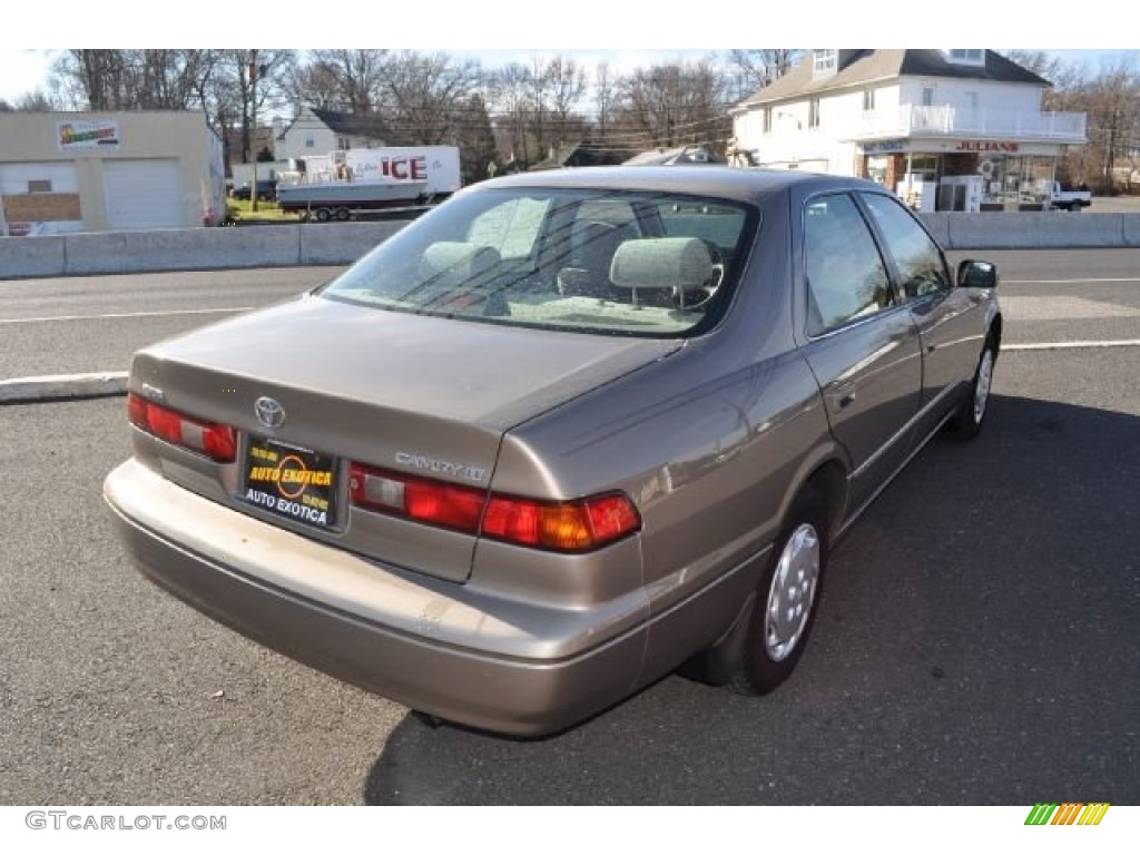 1999 Camry LE - Sable Pearl / Oak photo #4