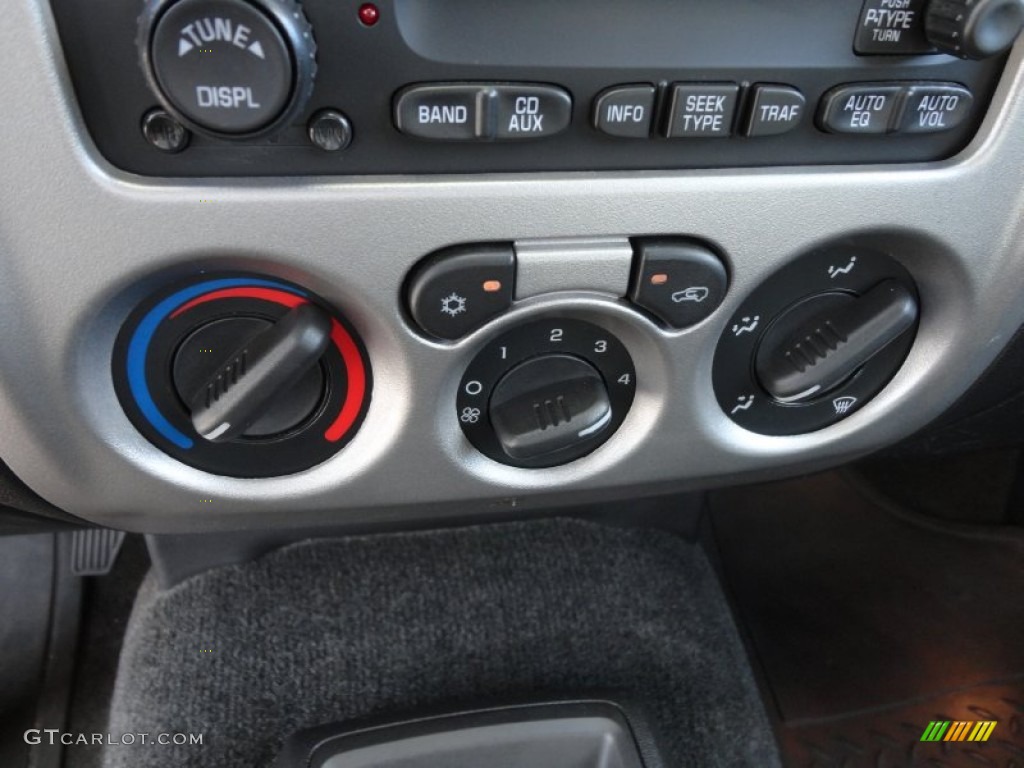 2008 Chevrolet Colorado LT Crew Cab Controls Photo #57529822