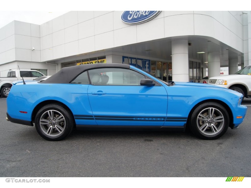 2010 Mustang V6 Premium Convertible - Grabber Blue / Stone photo #2