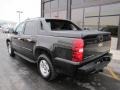 Black - Avalanche LTZ 4x4 Photo No. 30