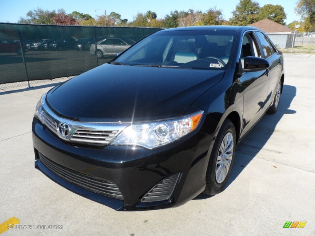 2012 Camry L - Attitude Black Metallic / Ash photo #7