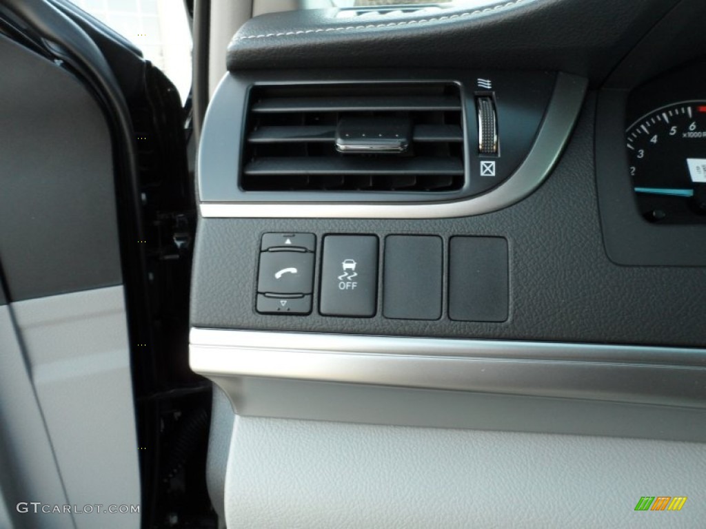 2012 Toyota Camry L Controls Photo #57542597