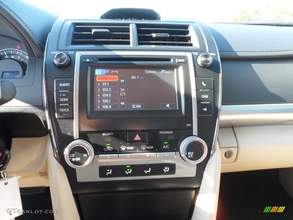 2012 Camry LE - Magnetic Gray Metallic / Ivory photo #27