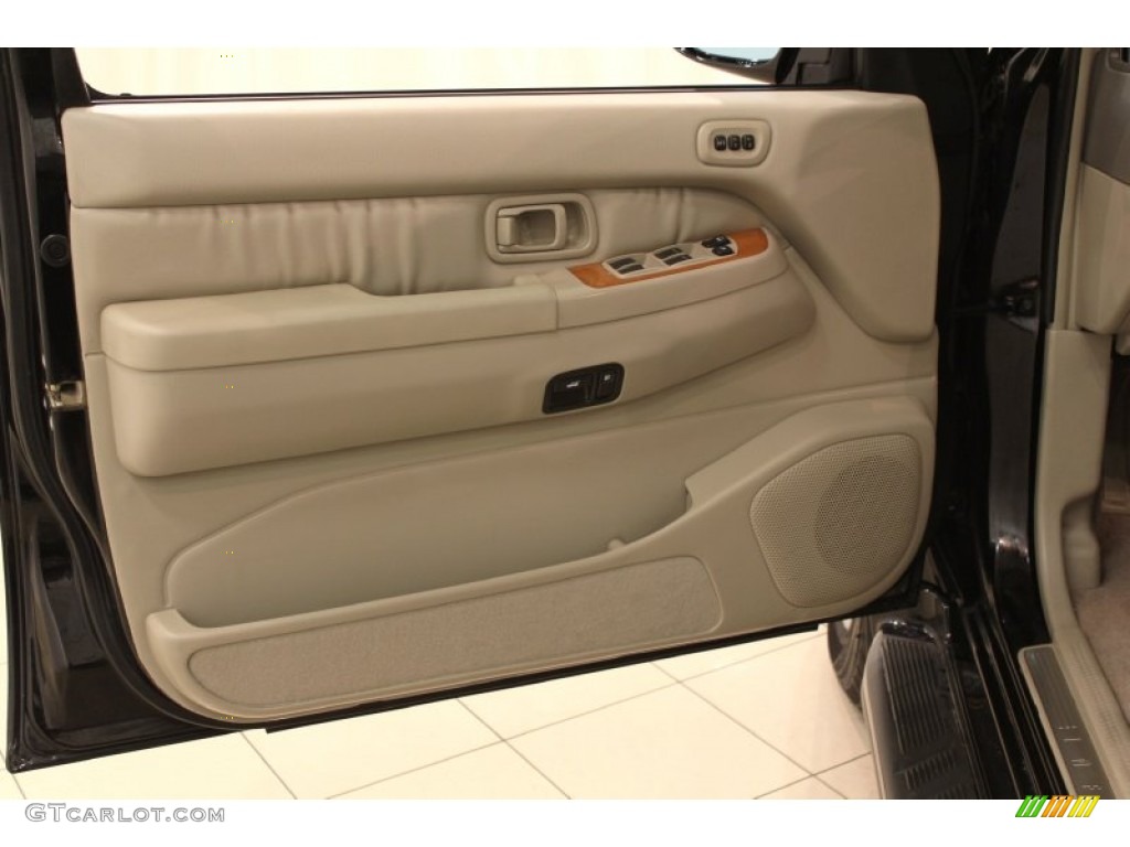 2002 QX4 4x4 - Black Obsidian / Stone Beige photo #5