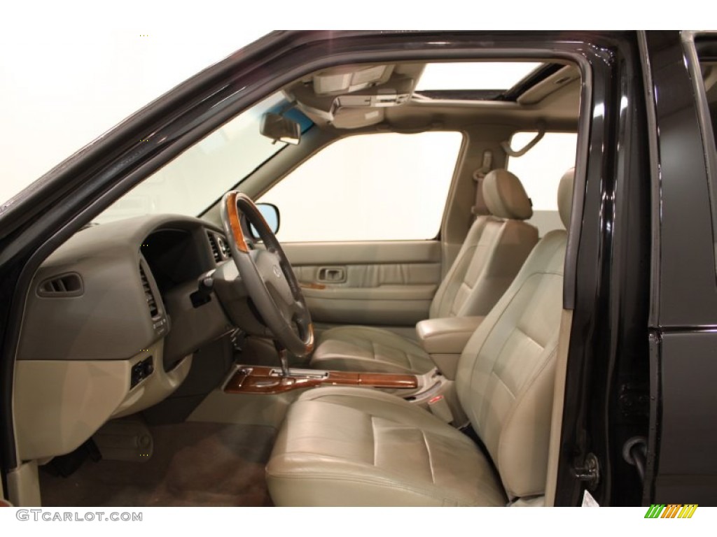 2002 QX4 4x4 - Black Obsidian / Stone Beige photo #7