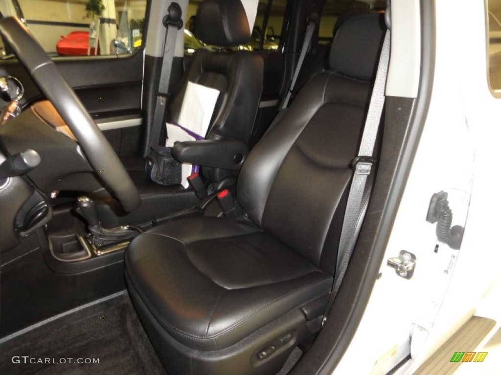 2011 HHR LT - Arctic Ice White / Ebony photo #16
