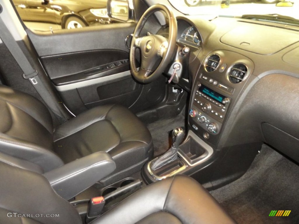 2011 HHR LT - Arctic Ice White / Ebony photo #18