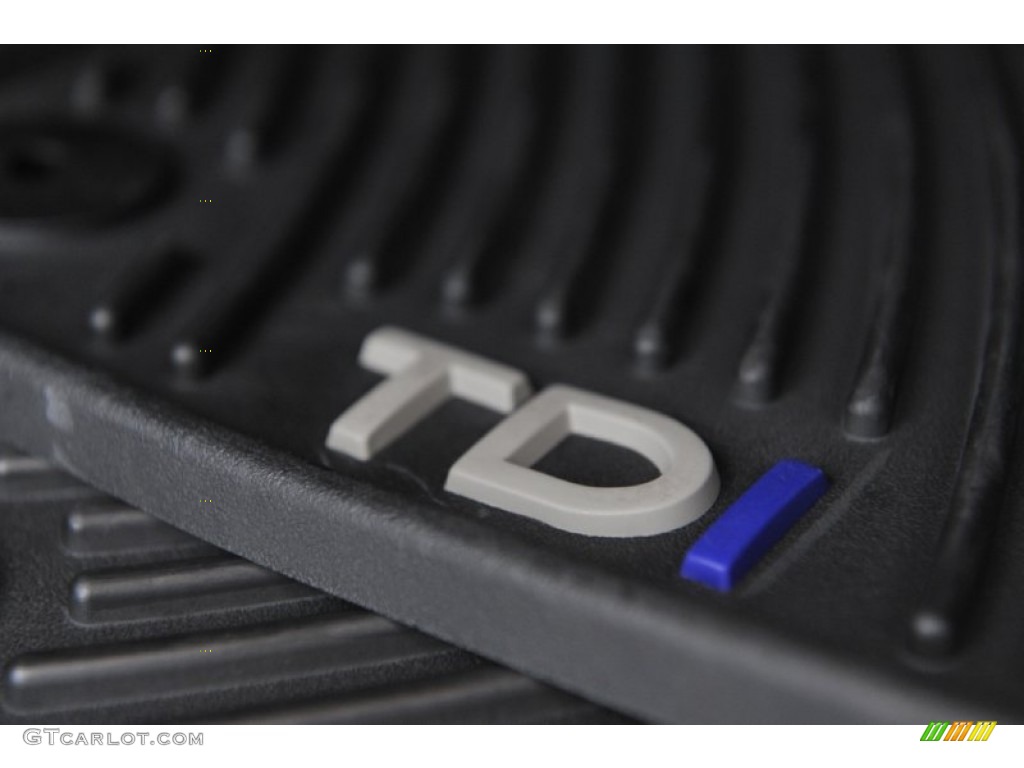 2011 Jetta TDI Sedan - Tempest Blue Metallic / Titan Black photo #32
