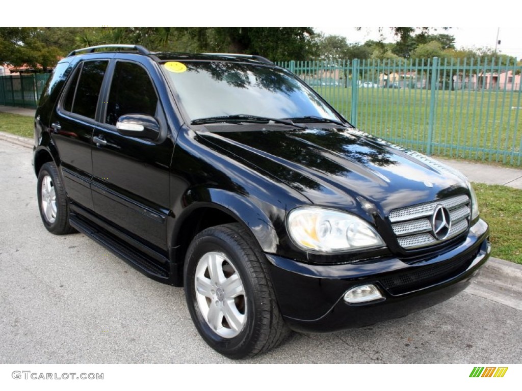 2005 ML 350 4Matic - Black / Ash photo #14