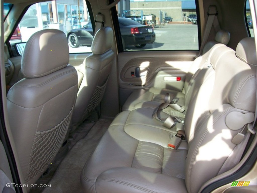 1999 Tahoe LT 4x4 - Sunset Gold Metallic / Neutral photo #13