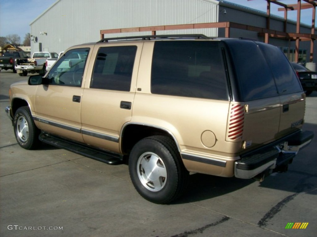 1999 Tahoe LT 4x4 - Sunset Gold Metallic / Neutral photo #22