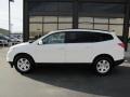 White - Traverse LT AWD Photo No. 2