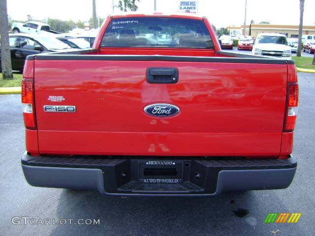 2006 F150 XL Regular Cab - Bright Red / Medium Flint photo #4