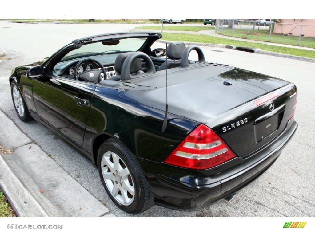 2001 SLK 230 Kompressor Roadster - Black / Charcoal Black photo #17