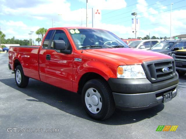 2006 F150 XL Regular Cab - Bright Red / Medium Flint photo #7