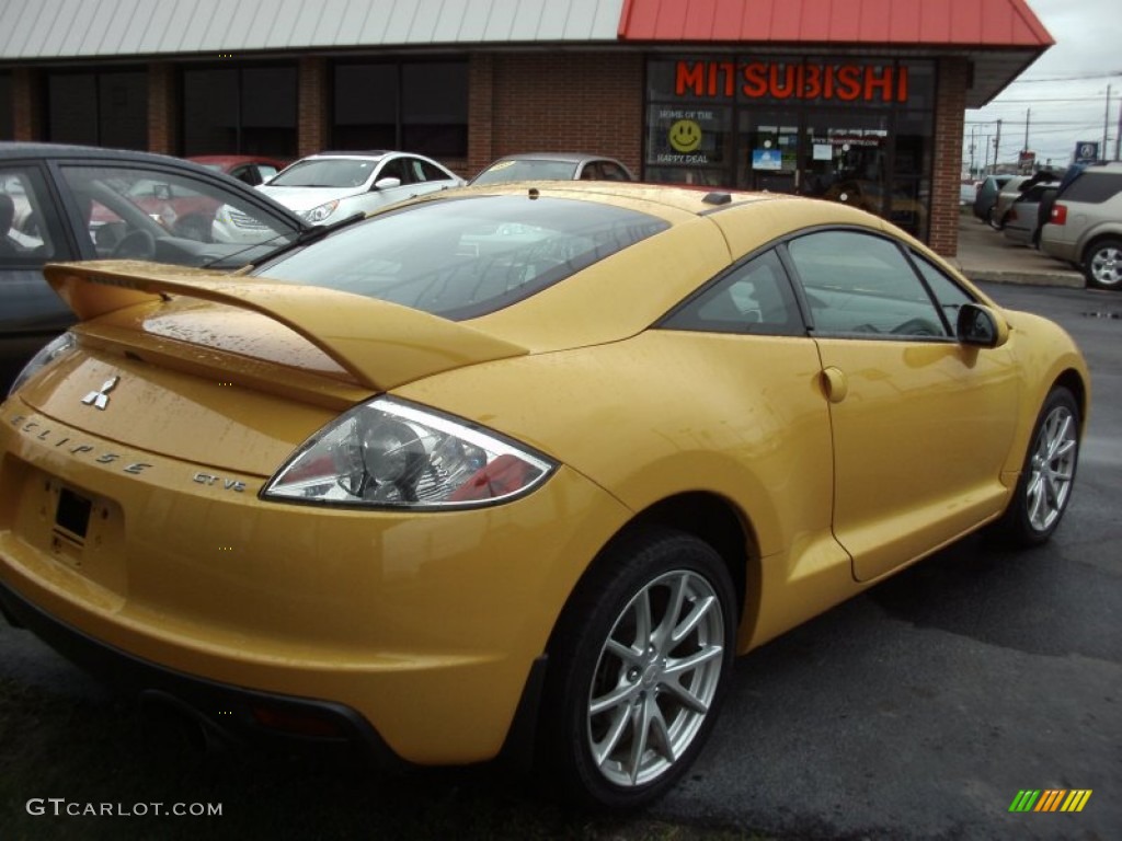 2009 Eclipse GT Coupe - Solar Satin Yellow / Dark Charcoal photo #2
