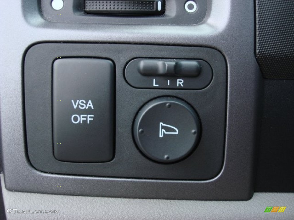 2008 Honda CR-V EX Controls Photos