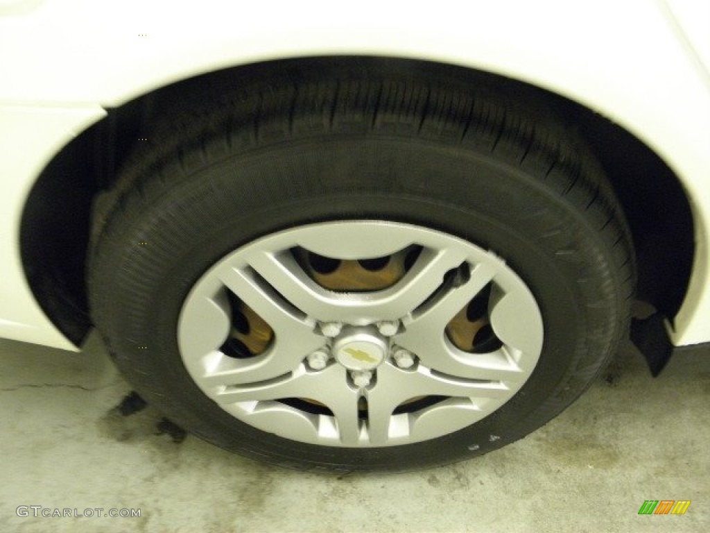 2005 Malibu Sedan - White / Gray photo #11