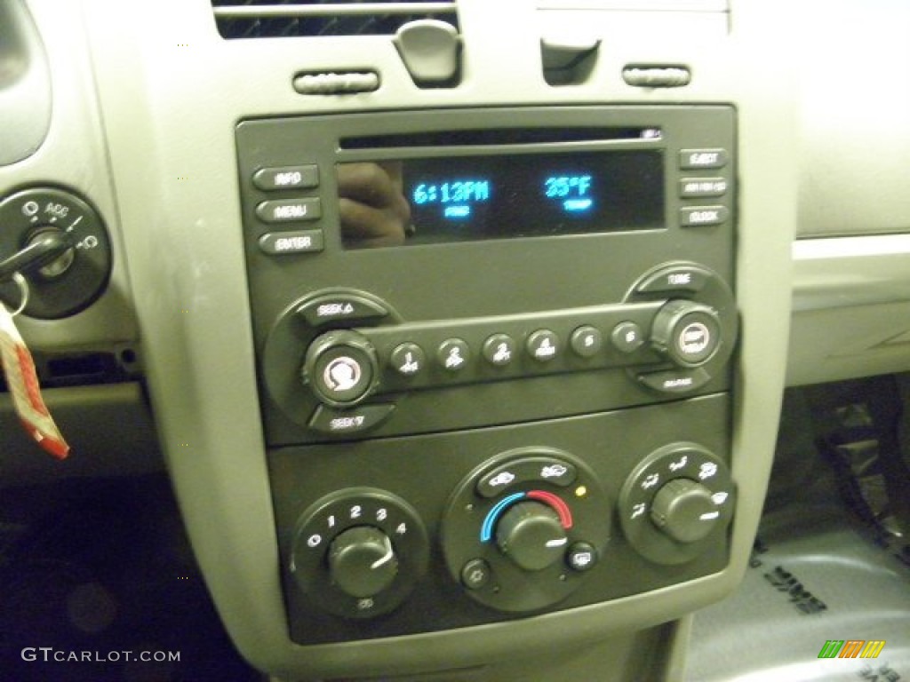 2005 Malibu Sedan - White / Gray photo #19
