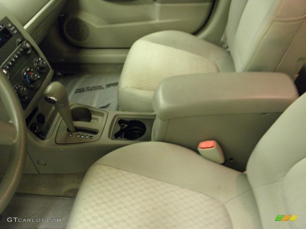 2005 Malibu Sedan - White / Gray photo #20
