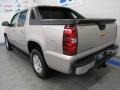 2007 Silver Birch Metallic Chevrolet Avalanche LS 4WD  photo #3