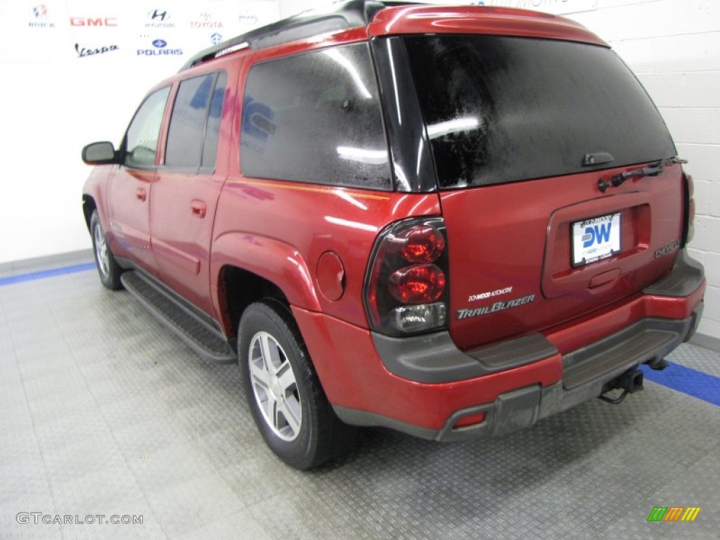 2004 TrailBlazer EXT LS 4x4 - Medium Red Metallic / Medium Pewter photo #3